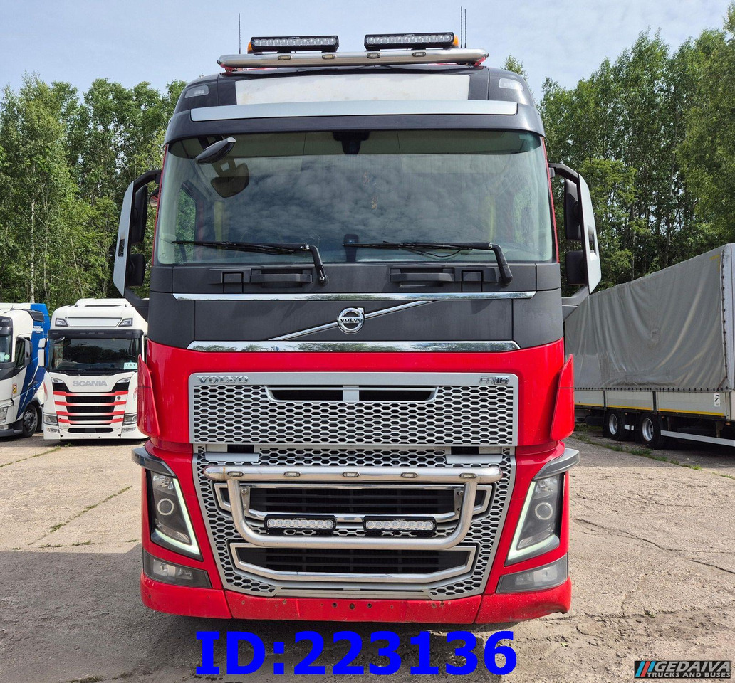 VOLVO FH16 750HP - 8x4 -Big Axles - Châssis cabine: photos 2 VOLVO FH16 750HP - 8x4 -Big Axles - Châssis cabine: photos 2