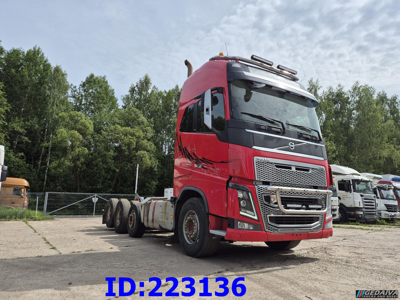 VOLVO FH16 750HP - 8x4 -Big Axles - Camion grumier: photos 4 VOLVO FH16 750HP - 8x4 -Big Axles - Camion grumier: photos 4