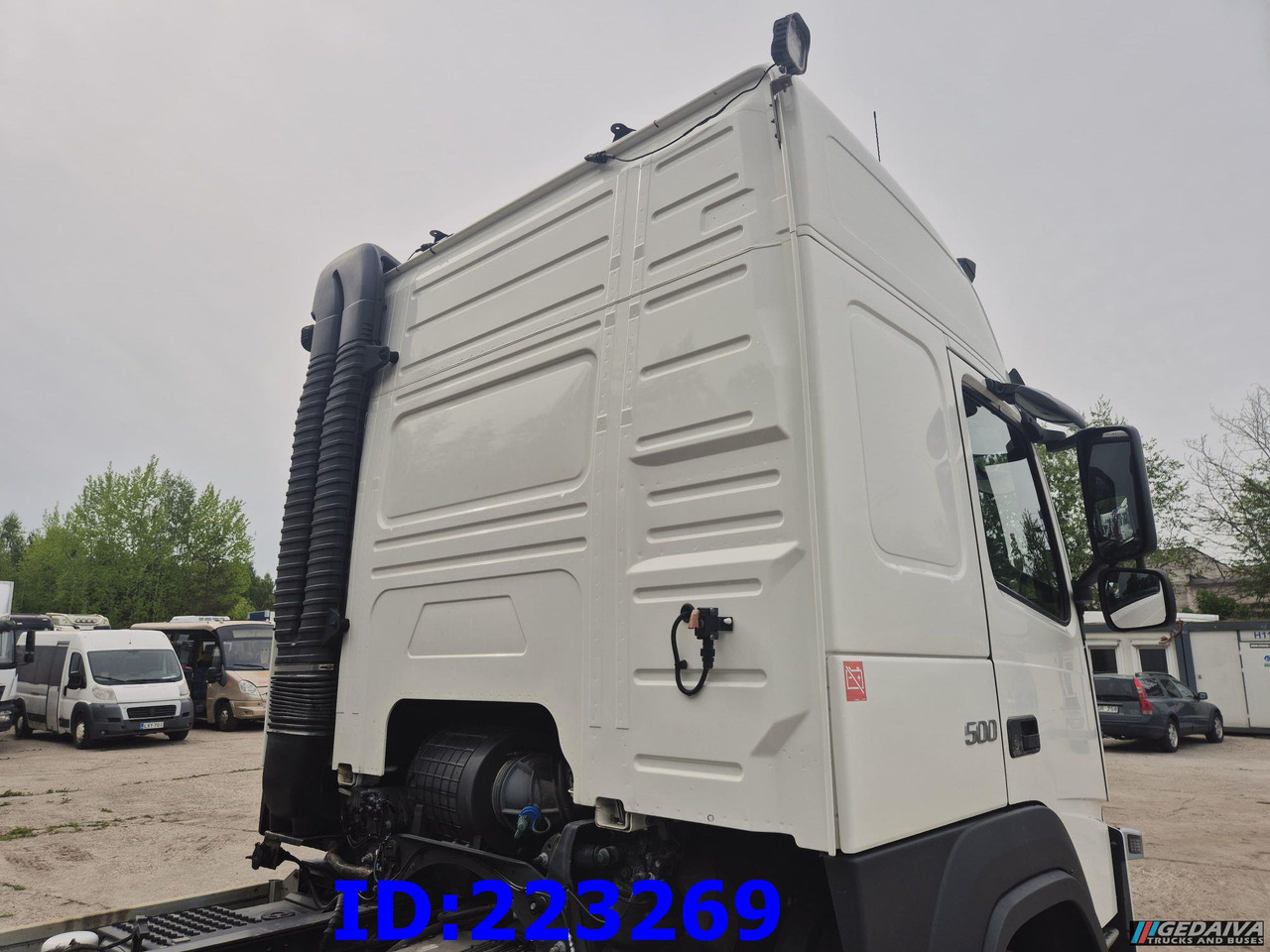VOLVO FM13 500HP 8x2 (2 steering axels) - Châssis cabine: photos 4 VOLVO FM13 500HP 8x2 (2 steering axels) - Châssis cabine: photos 4