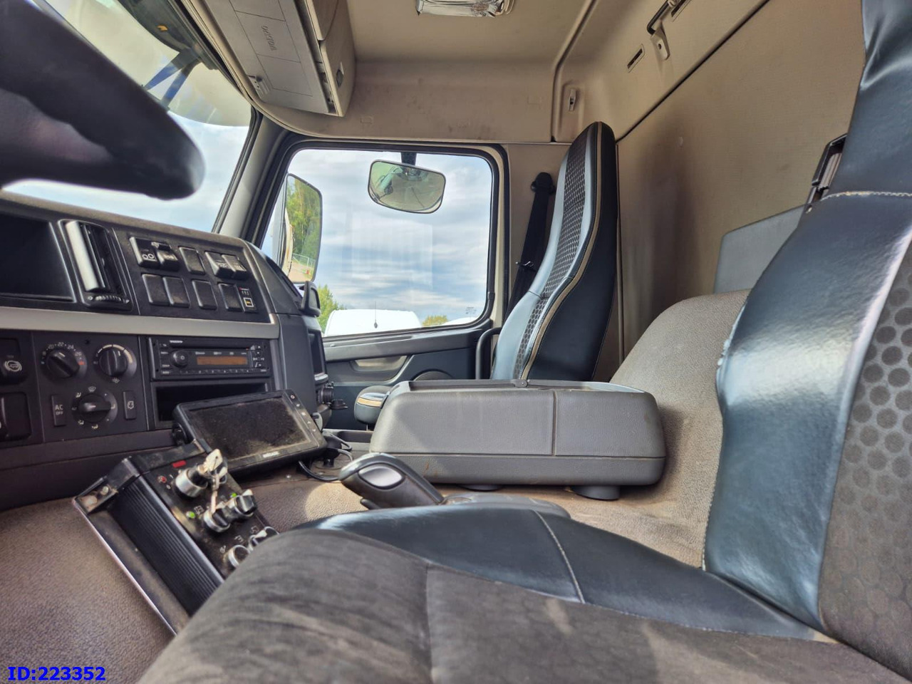 VOLVO FMX 330HP 6x2 Norba RL300. Keox -bio, Ferrari crane, Dynawatt -pressure - Benne à ordures ménagères: photos 5 VOLVO FMX 330HP 6x2 Norba RL300. Keox -bio, Ferrari crane, Dynawatt -pressure - Benne à ordures ménagères: photos 5