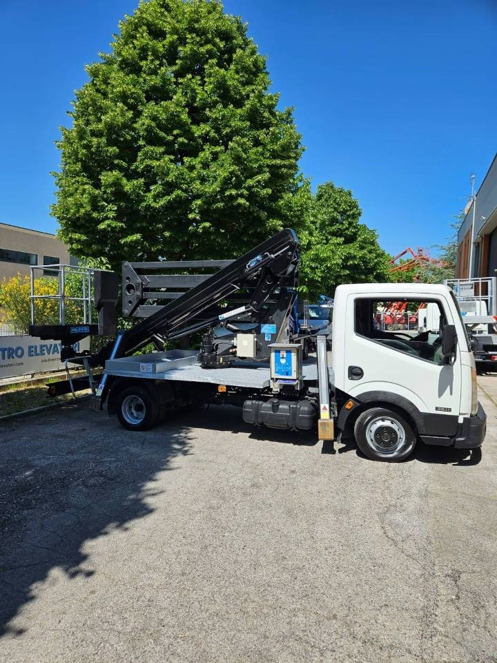 CTE ZED 20 - Camion avec nacelle: photos 2 CTE ZED 20 - Camion avec nacelle: photos 2