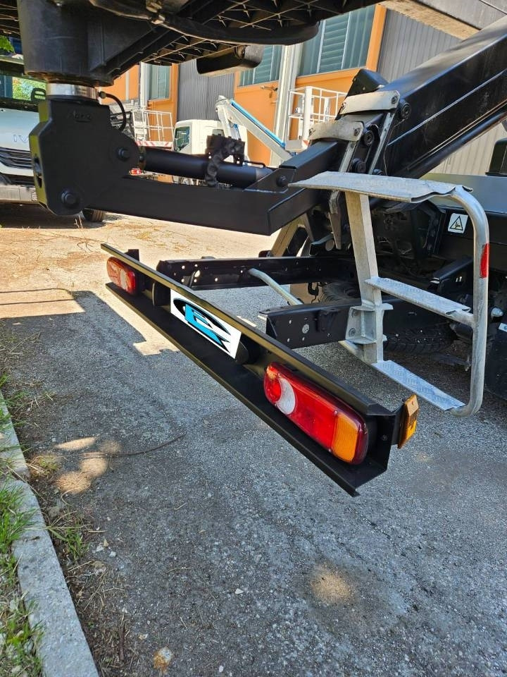 Camion avec nacelle CTE ZED 20: photos 9