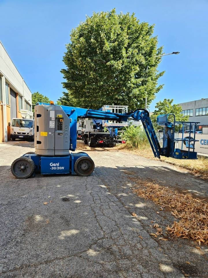 Genie Z 30/20 N RJ - Nacelle articulée: photos 2 Genie Z 30/20 N RJ - Nacelle articulée: photos 2