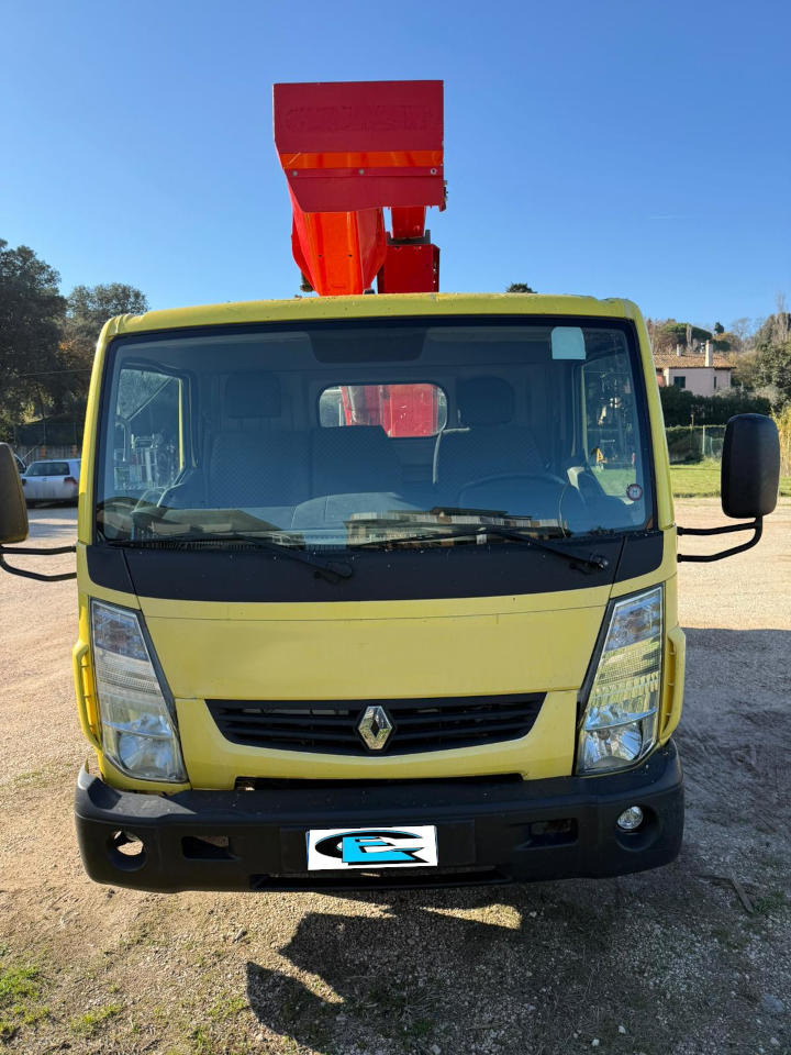 - Camion avec nacelle: photos 2 - Camion avec nacelle: photos 2