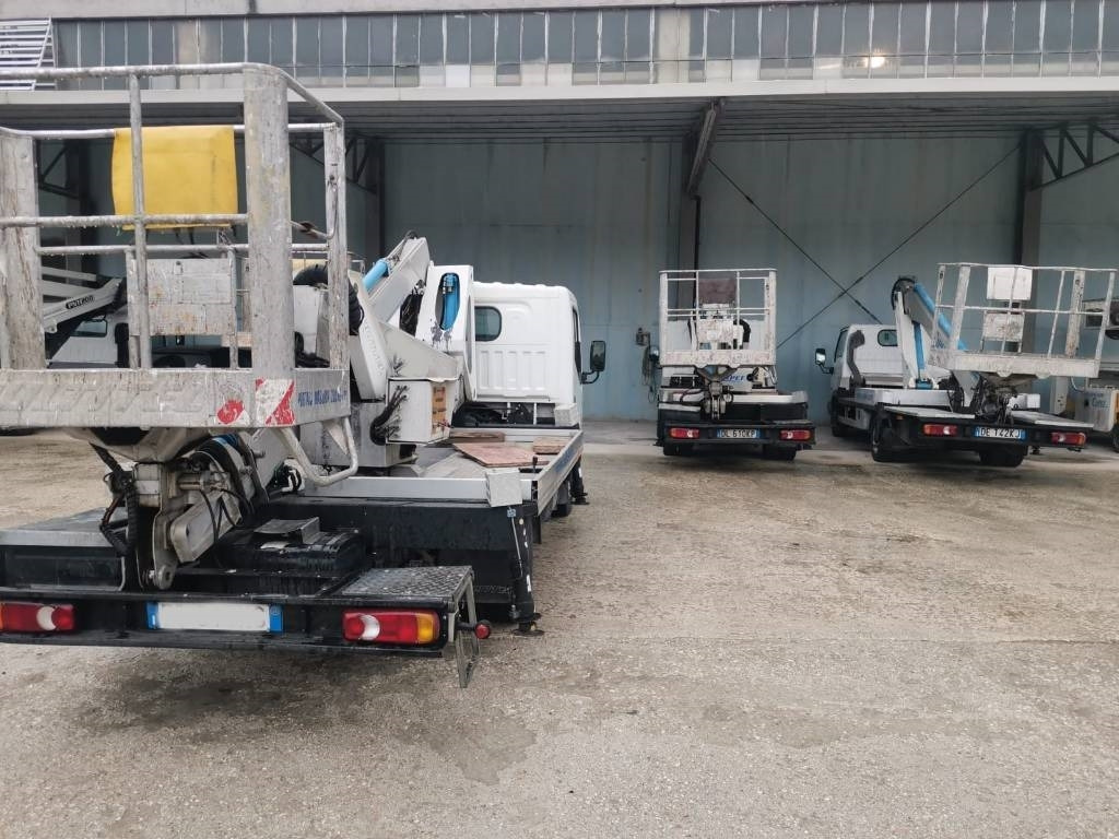 Multitel MX 200 - Camion avec nacelle: photos 3 Multitel MX 200 - Camion avec nacelle: photos 3