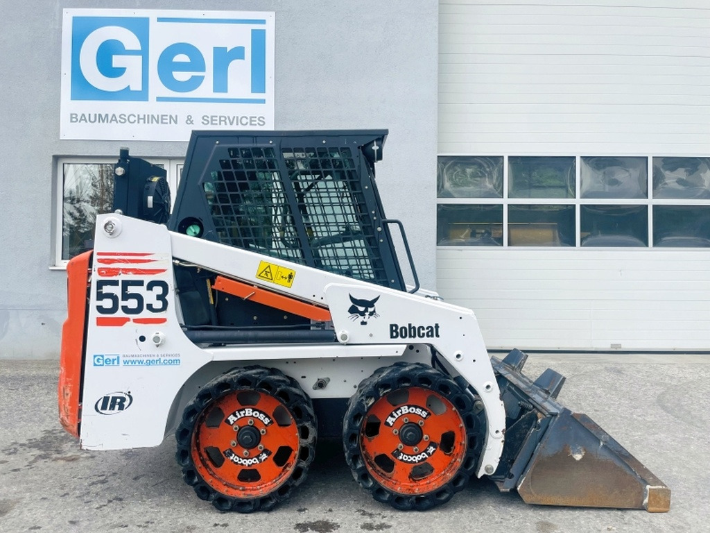 Bobcat 553 (3998) - Mini chargeuse: photos 3 Bobcat 553 (3998) - Mini chargeuse: photos 3