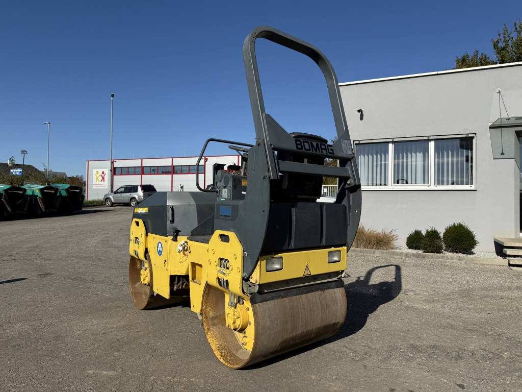 Bomag BW 100 AD-3 (111745) - Rouleau compresseur: photos 3 Bomag BW 100 AD-3 (111745) - Rouleau compresseur: photos 3