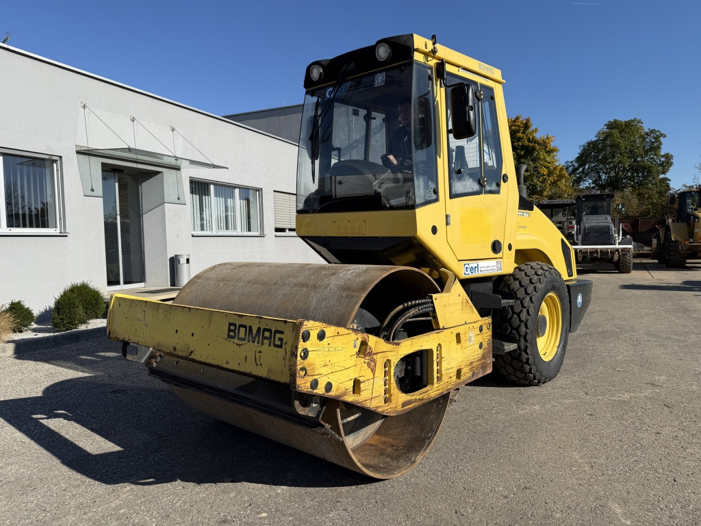 Bomag BW 177DH-4 (111742) - Compacteur à pieds de mouton/ Monocylindre: photos 2 Bomag BW 177DH-4 (111742) - Compacteur à pieds de mouton/ Monocylindre: photos 2