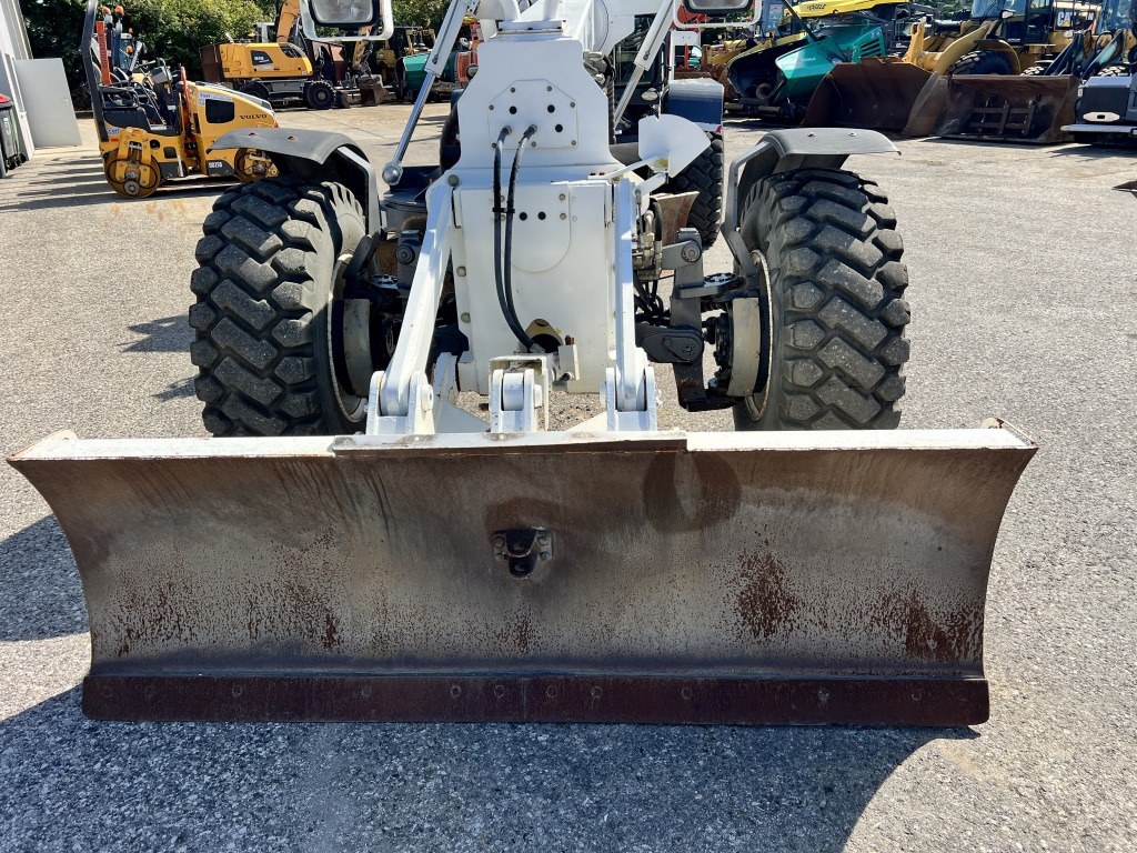 HBM Bomag BG 190TA-4 (111673) - Niveleuse: photos 4 HBM Bomag BG 190TA-4 (111673) - Niveleuse: photos 4