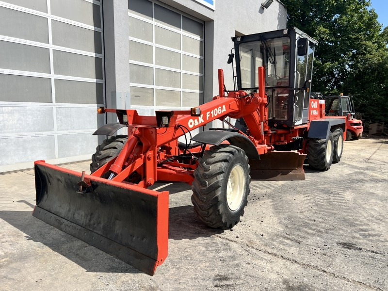 O&K F 106 A (111249) - Niveleuse: photos 3 O&K F 106 A (111249) - Niveleuse: photos 3