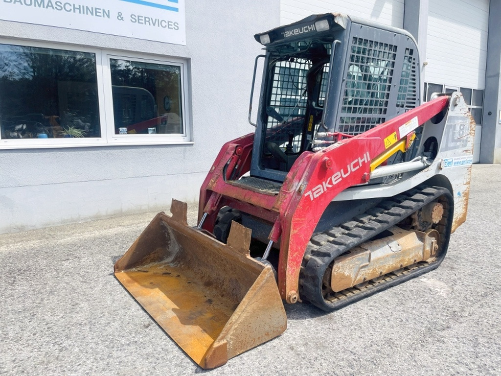 Takeuchi TL8 (4031) - Mini chargeuse: photos 4 Takeuchi TL8 (4031) - Mini chargeuse: photos 4