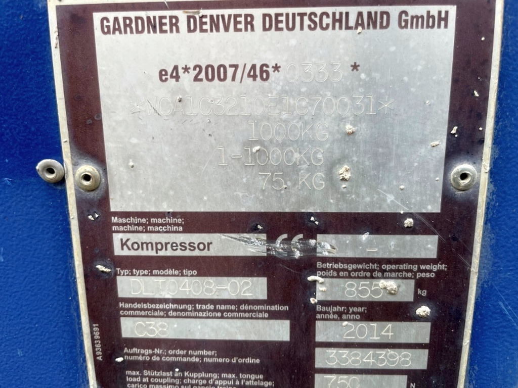 Vergleich C38 (3989) - Compresseur d'air: photos 3 Vergleich C38 (3989) - Compresseur d'air: photos 3