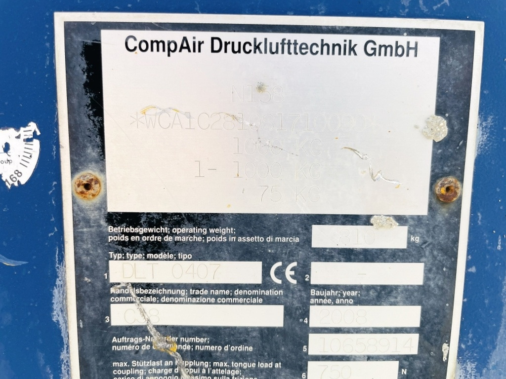 Vergleich C38 (4040) - Compresseur d'air: photos 3 Vergleich C38 (4040) - Compresseur d'air: photos 3