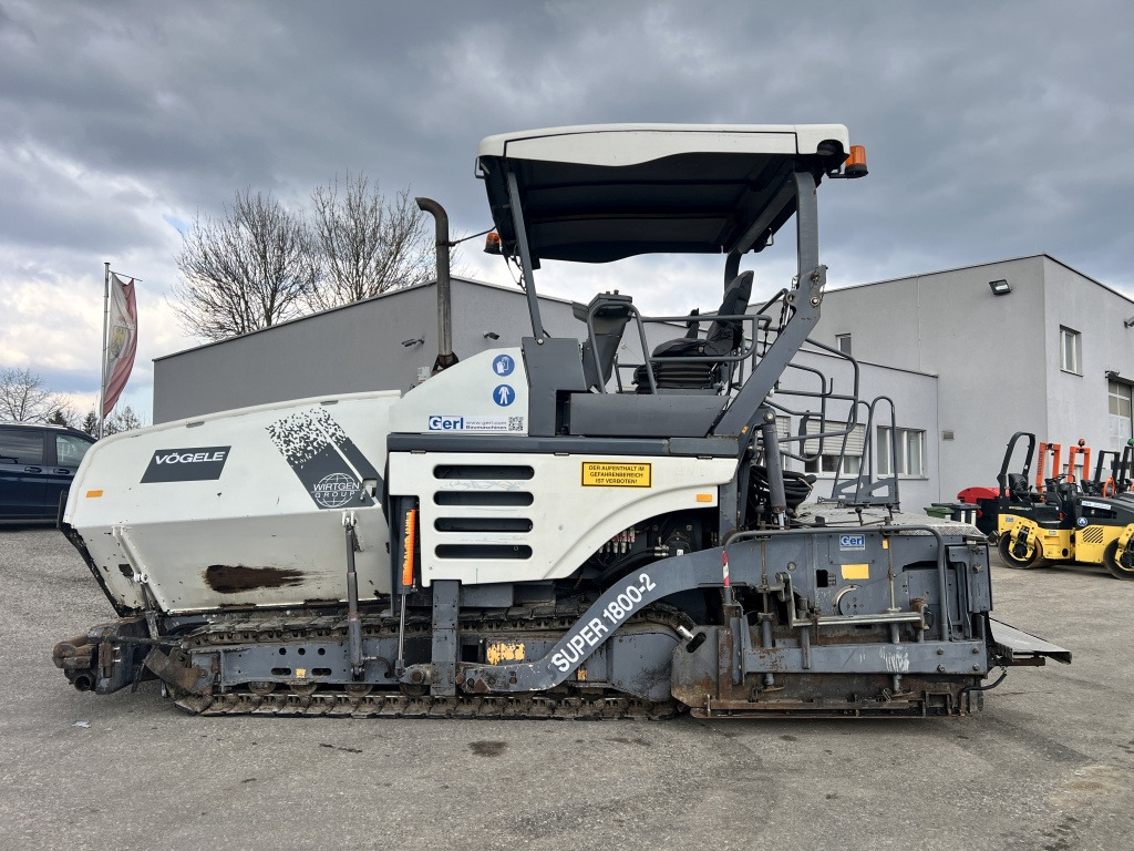 Vögele Super 1800-2 (111540) - Finisseur: photos 1 Vögele Super 1800-2 (111540) - Finisseur: photos 1