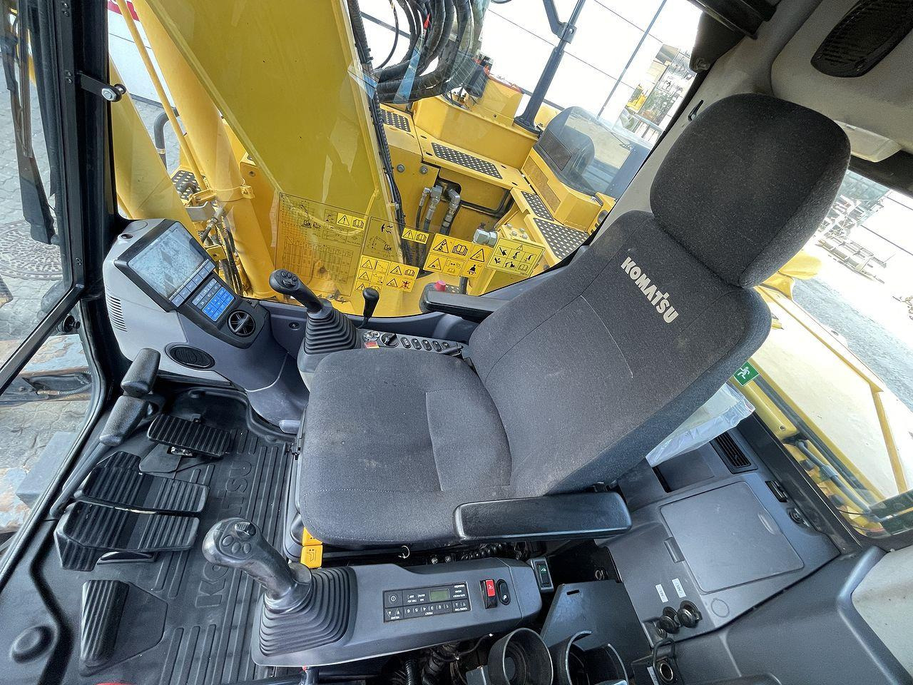 Komatsu PC138US-11 - Pelle sur chenille: photos 3 Komatsu PC138US-11 - Pelle sur chenille: photos 3
