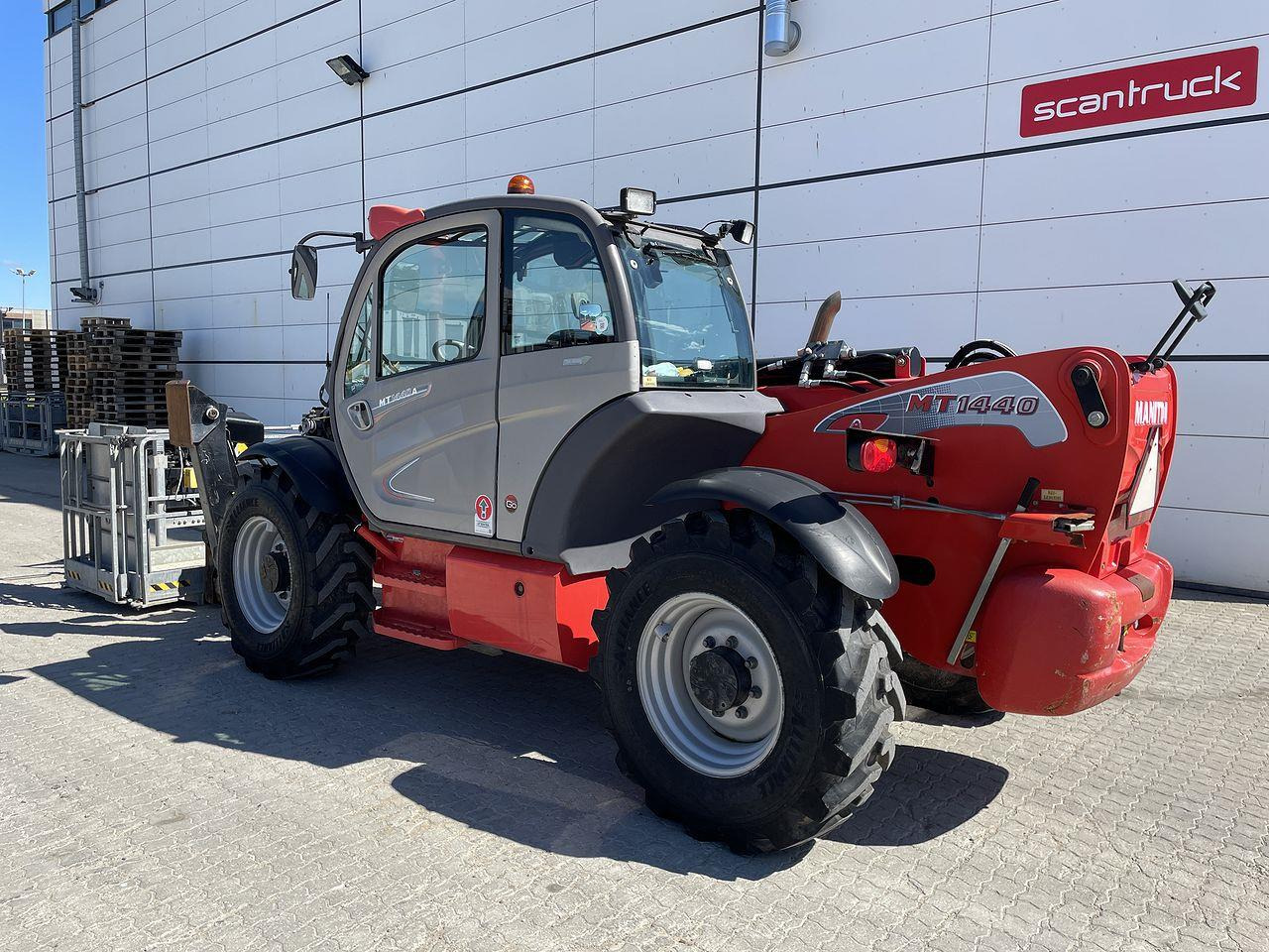 Manitou MT1440A ST3B - Chariot télescopique: photos 2 Manitou MT1440A ST3B - Chariot télescopique: photos 2