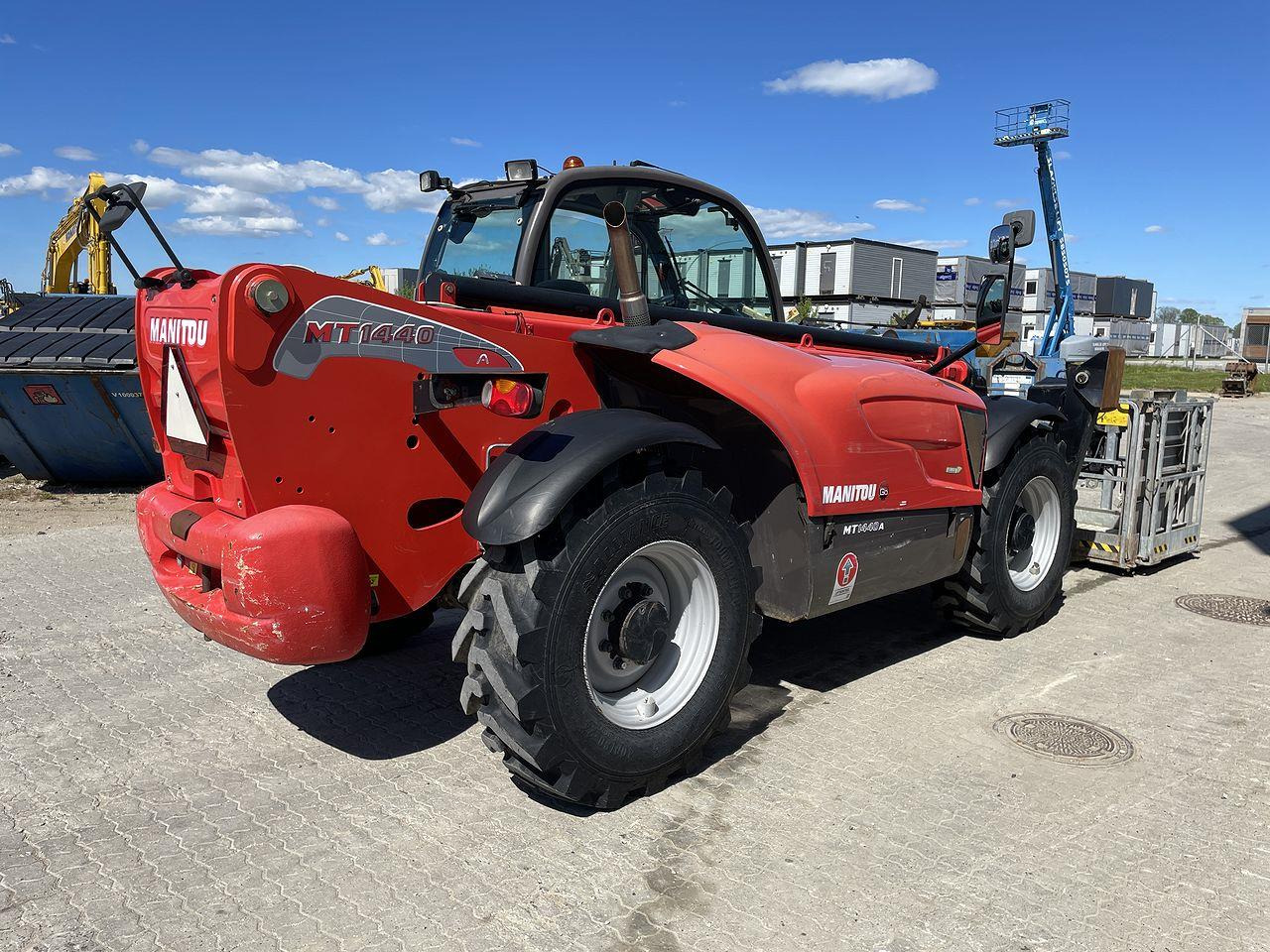 Manitou MT1440A ST3B - Chariot télescopique: photos 4 Manitou MT1440A ST3B - Chariot télescopique: photos 4
