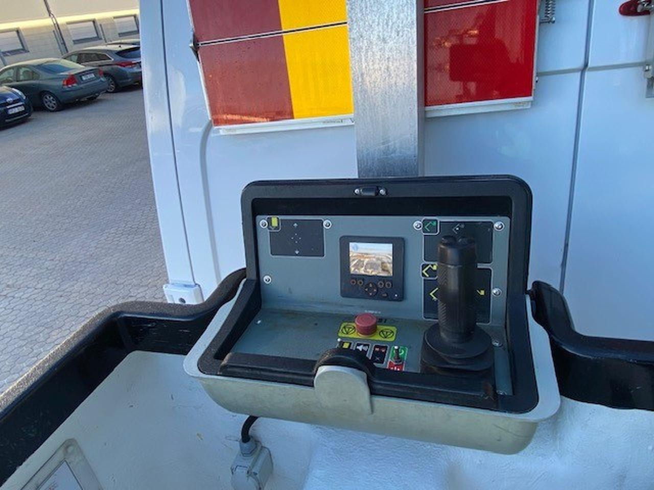 Versalift VTE 34-125 - Camion avec nacelle: photos 5 Versalift VTE 34-125 - Camion avec nacelle: photos 5