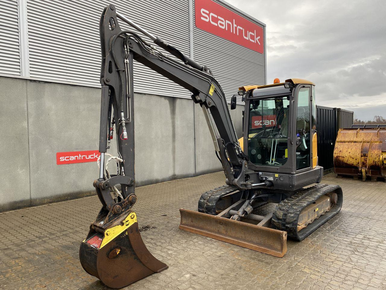 Volvo ECR50 - Mini pelle: photos 1 Volvo ECR50 - Mini pelle: photos 1