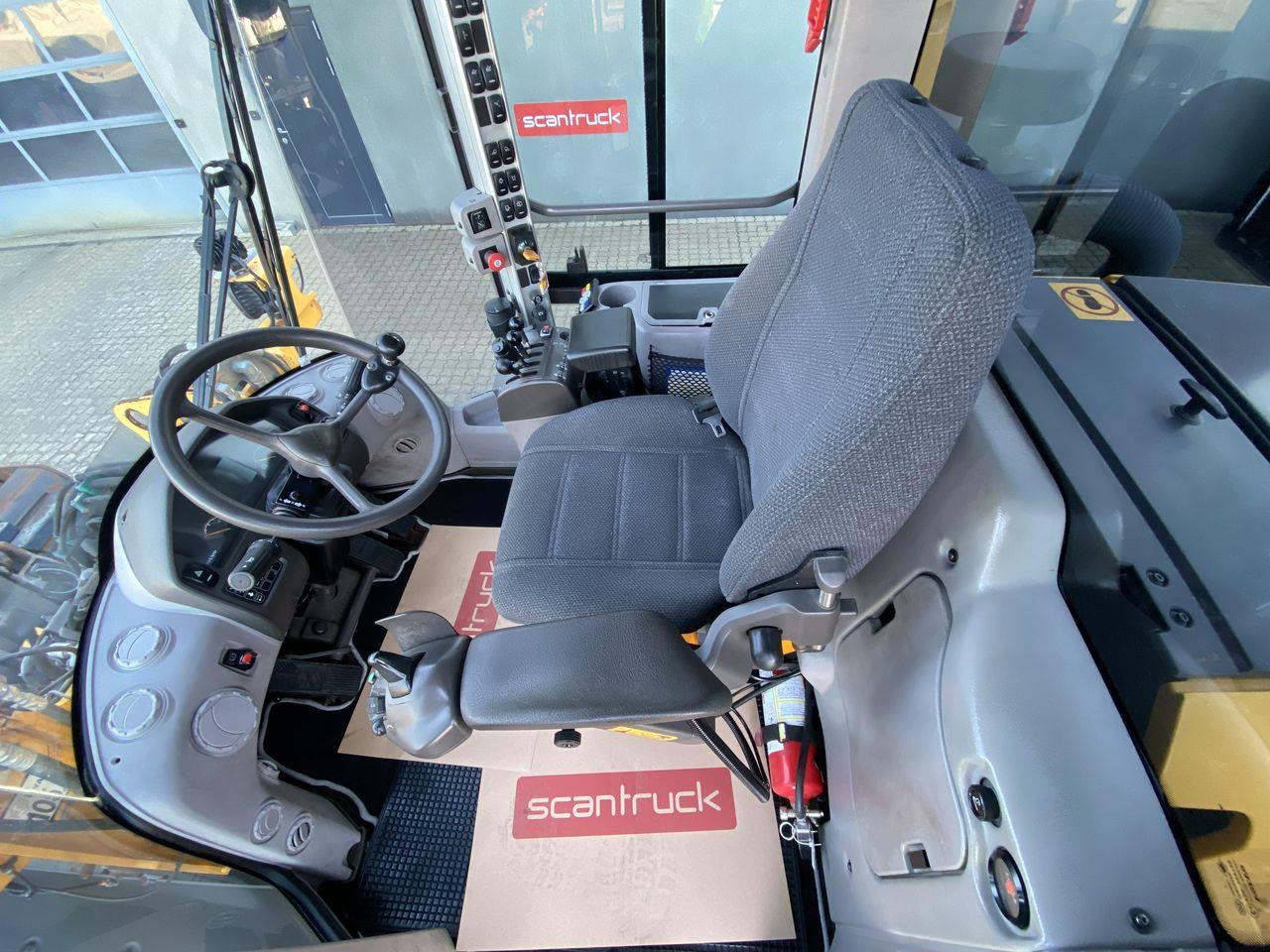 Volvo L60G - Chargeuse sur pneus: photos 3 Volvo L60G - Chargeuse sur pneus: photos 3