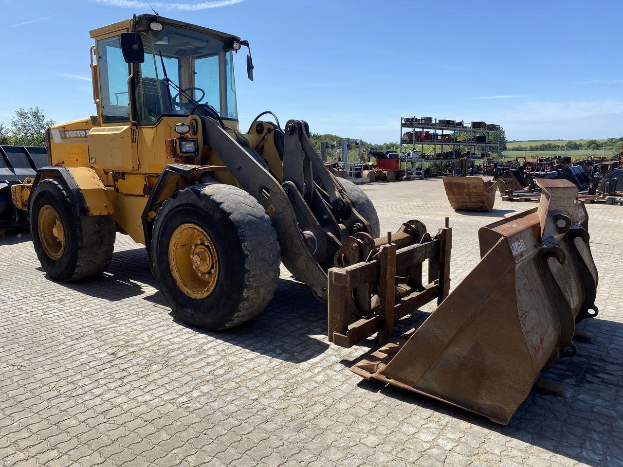 Volvo L70C - Chargeuse sur pneus: photos 5 Volvo L70C - Chargeuse sur pneus: photos 5