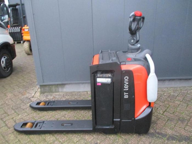BT LPE 200 - Transpalette: photos 1 BT LPE 200 - Transpalette: photos 1
