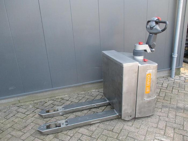 BT LPE 200i - Transpalette: photos 1 BT LPE 200i - Transpalette: photos 1