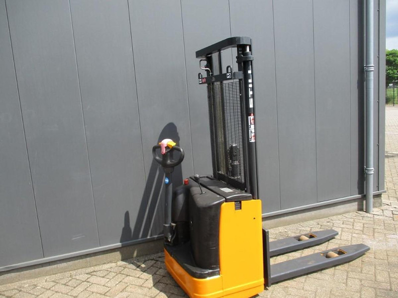 Still EGV 12-OM - Gerbeur: photos 2 Still EGV 12-OM - Gerbeur: photos 2