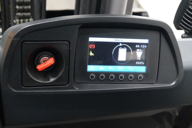 Jungheinrich EFG216 - Chariot élévateur électrique: photos 4 Jungheinrich EFG216 - Chariot élévateur électrique: photos 4