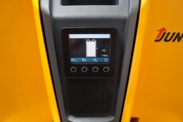 Jungheinrich EJD118 - Gerbeur: photos 4 Jungheinrich EJD118 - Gerbeur: photos 4