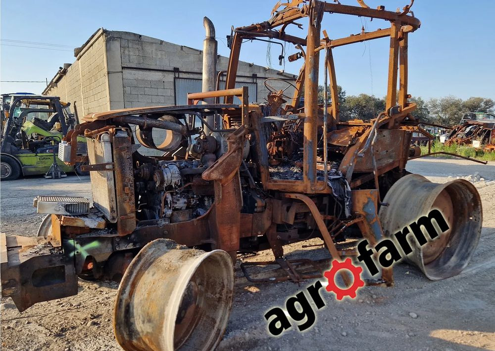 Claas Ares 816 820 skrzynia most zwolnica obudowa silnik wał piasta - Boîte de vitesse pour Machine agricole: photos 4 Claas Ares 816 820 skrzynia most zwolnica obudowa silnik wał piasta - Boîte de vitesse pour Machine agricole: photos 4