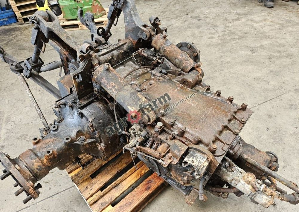 MOST TYLNY I SKRZYNIA BIEGÓW FENDT 716 - Boîte de vitesse: photos 3 MOST TYLNY I SKRZYNIA BIEGÓW FENDT 716 - Boîte de vitesse: photos 3