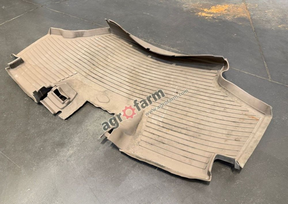 Mata podłogowa, John Deere 6155M - Cabine et intérieur: photos 2 Mata podłogowa, John Deere 6155M - Cabine et intérieur: photos 2