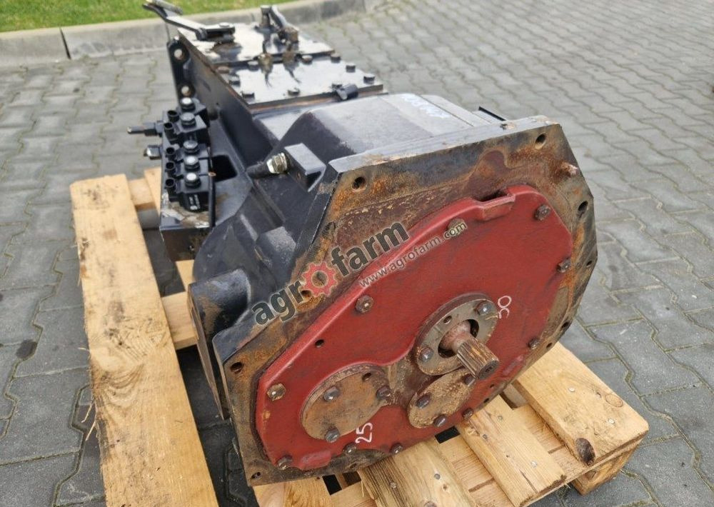 Skrzynia biegów Case CX 105 xtrashift 600100 - Boîte de vitesse: photos 3 Skrzynia biegów Case CX 105 xtrashift 600100 - Boîte de vitesse: photos 3