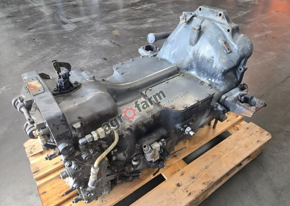 Skrzynia biegów Fendt 210 F Vario, ML70 - Boîte de vitesse: photos 3 Skrzynia biegów Fendt 210 F Vario, ML70 - Boîte de vitesse: photos 3