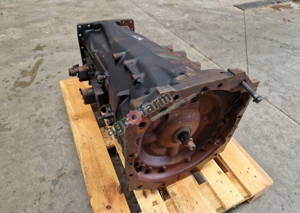 Skrzynia biegów Renault Claas Ares 630 - Boîte de vitesse: photos 1 Skrzynia biegów Renault Claas Ares 630 - Boîte de vitesse: photos 1