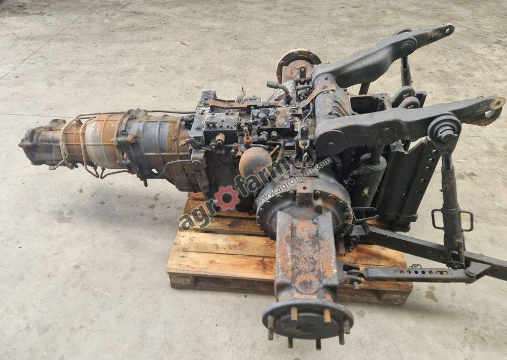 Skrzynia biegów, most tylny Valtra N174 H - Boîte de vitesse: photos 2 Skrzynia biegów, most tylny Valtra N174 H - Boîte de vitesse: photos 2