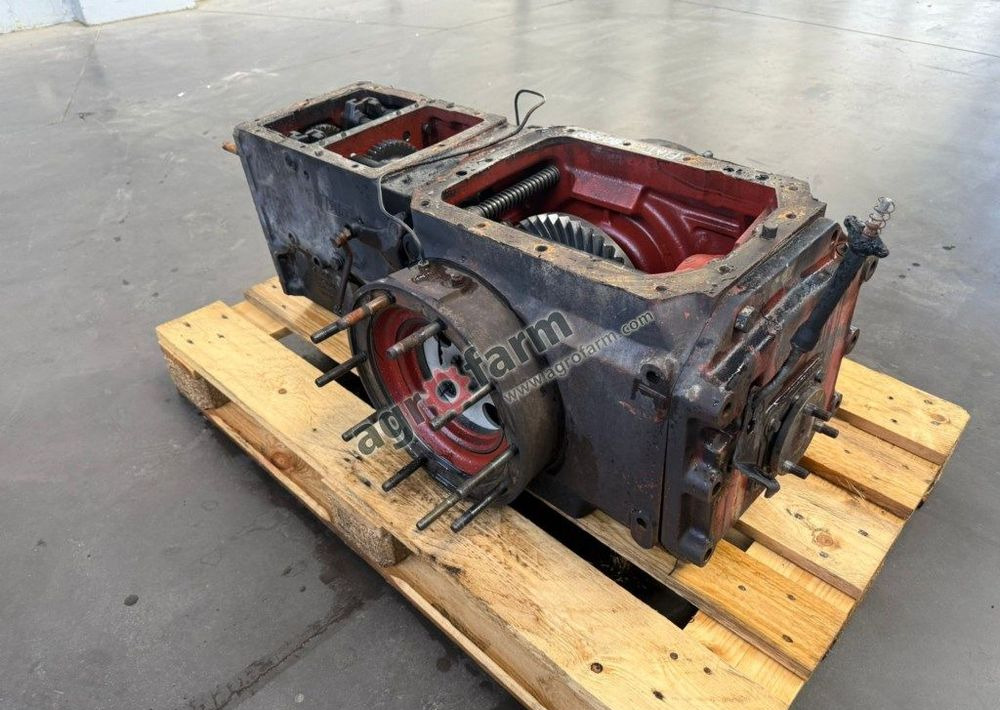 Skrzynia biegów z tylnym mostem Fiat 80-90 - Boîte de vitesse: photos 3 Skrzynia biegów z tylnym mostem Fiat 80-90 - Boîte de vitesse: photos 3