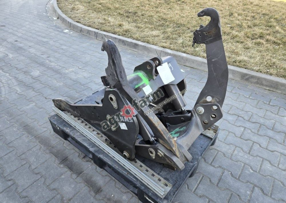 TUZ, przedni podnośnik, Claas Arion 420 - Carrosserie et extérieur pour Tracteur agricole: photos 2 TUZ, przedni podnośnik, Claas Arion 420 - Carrosserie et extérieur pour Tracteur agricole: photos 2
