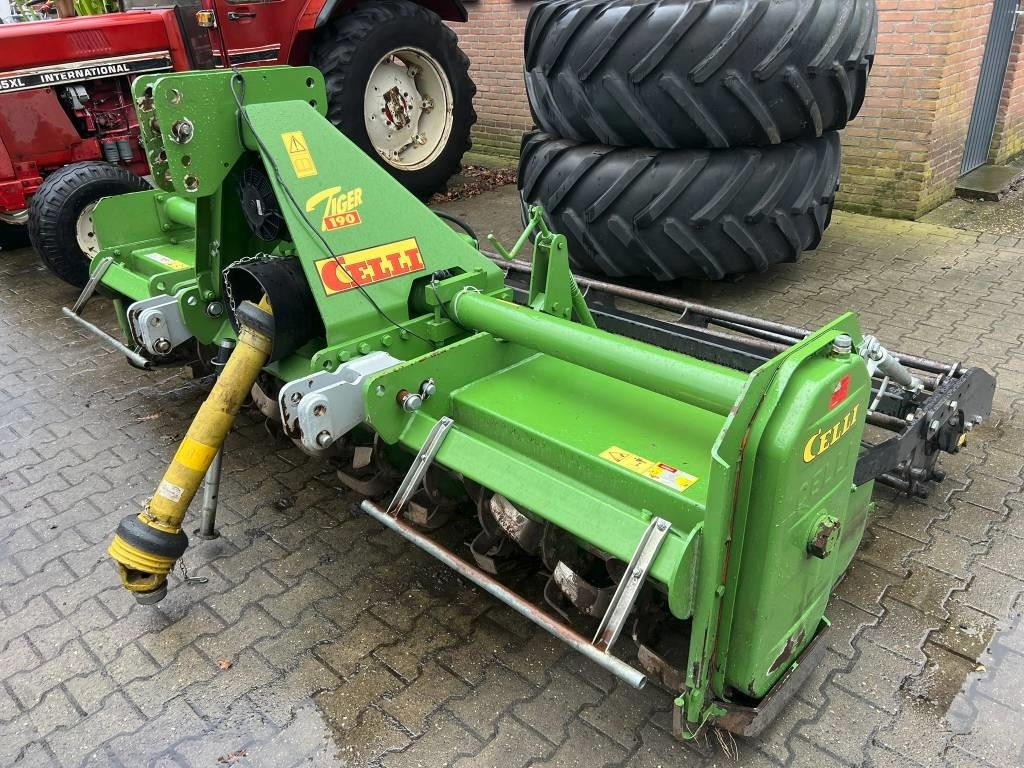 Celli Tiger 190 frees - Outils du sol: photos 1 Celli Tiger 190 frees - Outils du sol: photos 1