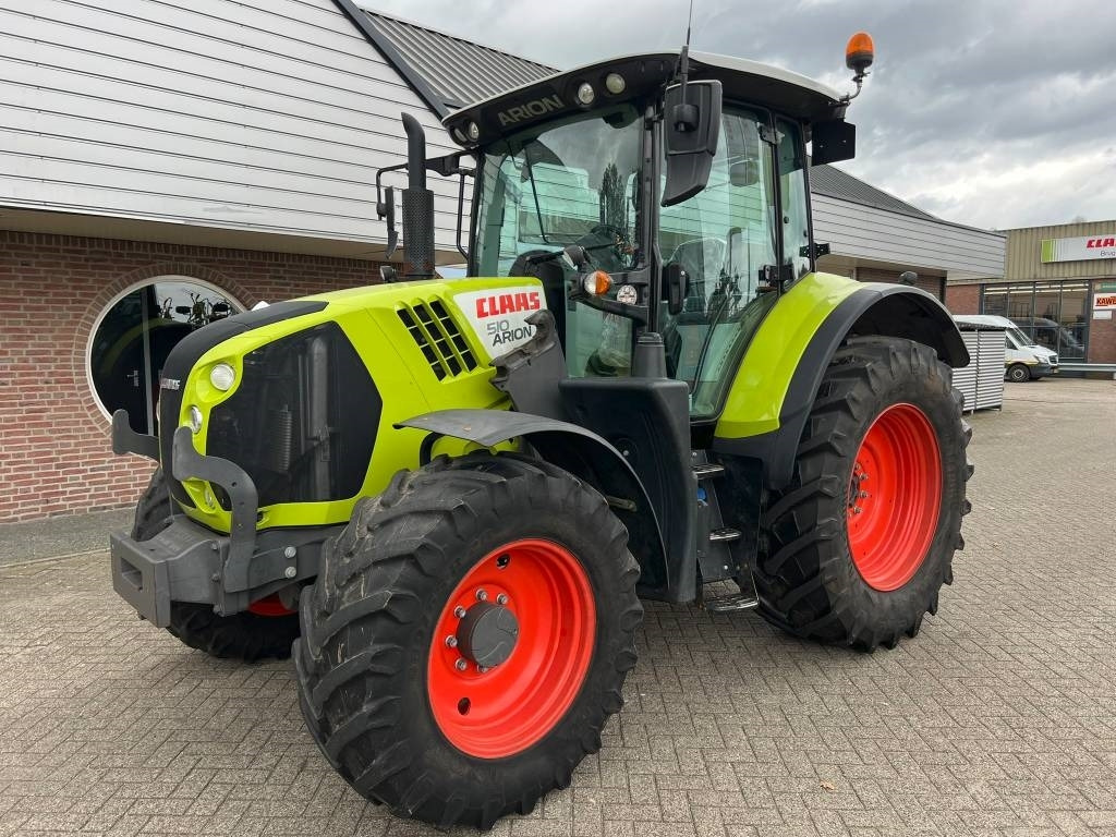 Claas Arion 510 Cis - Tracteur agricole: photos 1 Claas Arion 510 Cis - Tracteur agricole: photos 1