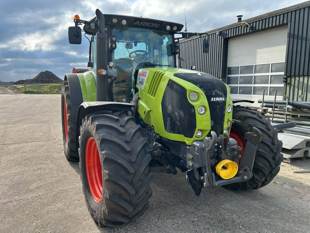 Claas Arion 650 Cmatic - Tracteur agricole: photos 2 Claas Arion 650 Cmatic - Tracteur agricole: photos 2