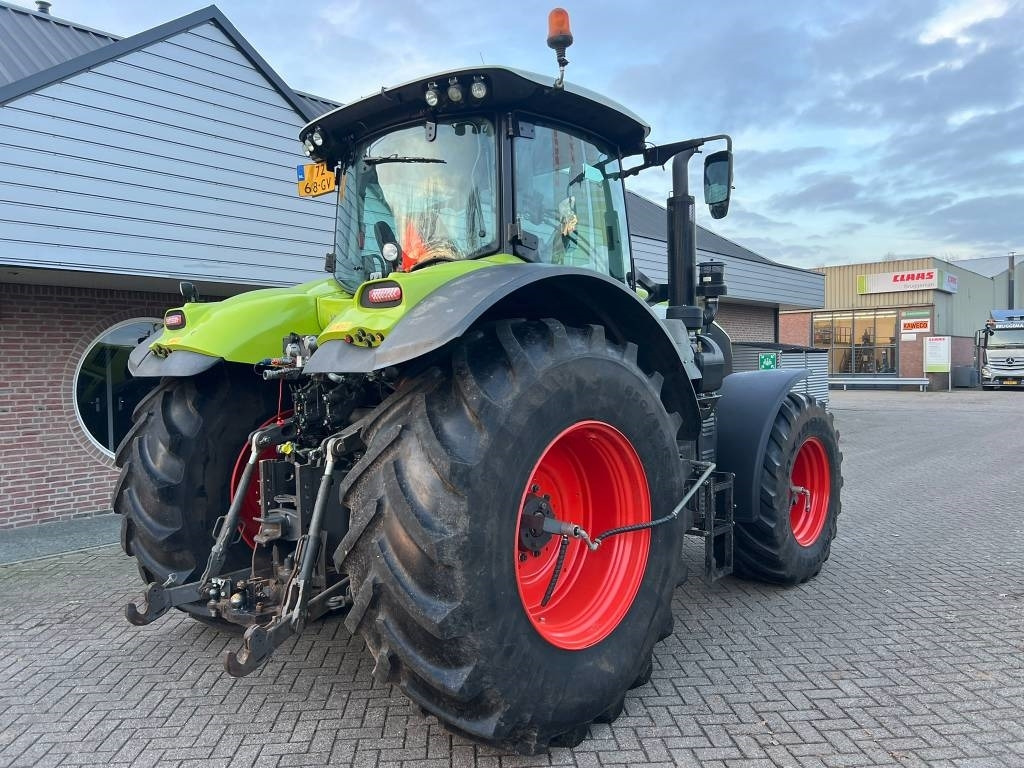 Claas Axion 810 Cmatic - Tracteur agricole: photos 5 Claas Axion 810 Cmatic - Tracteur agricole: photos 5
