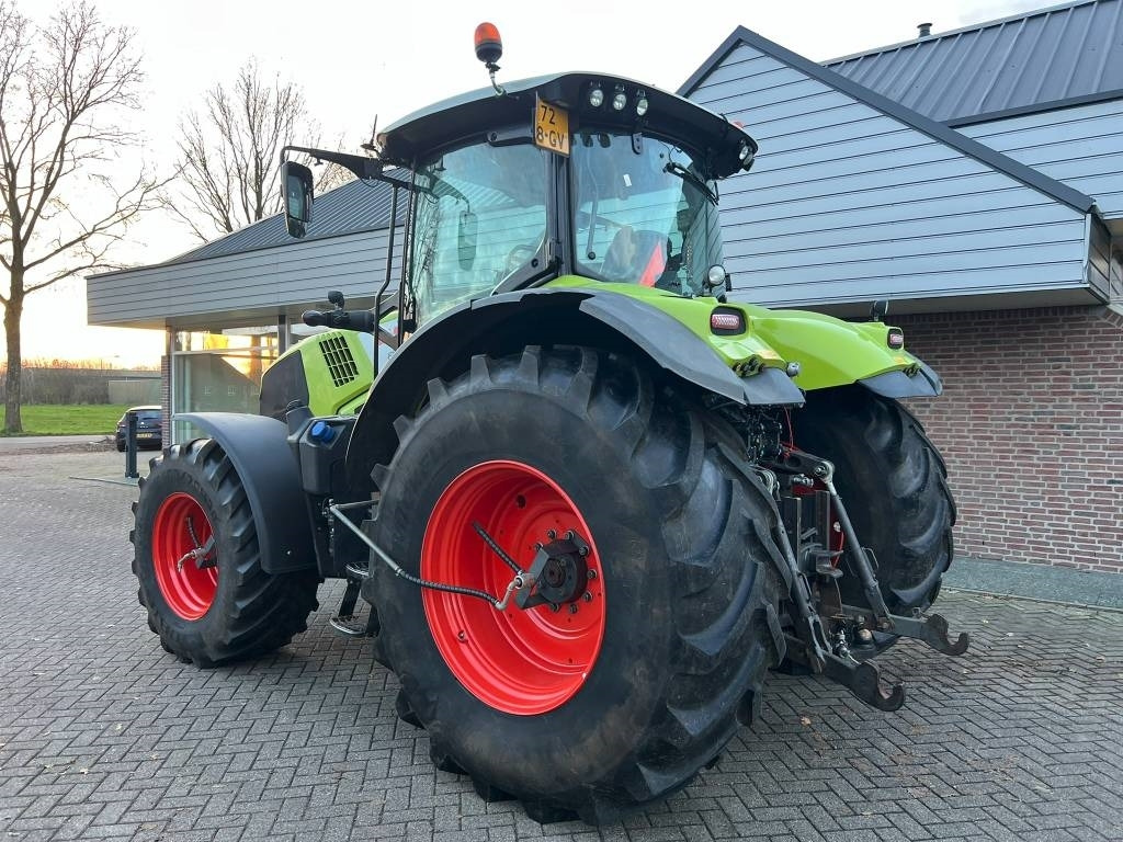Claas Axion 810 Cmatic - Tracteur agricole: photos 3 Claas Axion 810 Cmatic - Tracteur agricole: photos 3