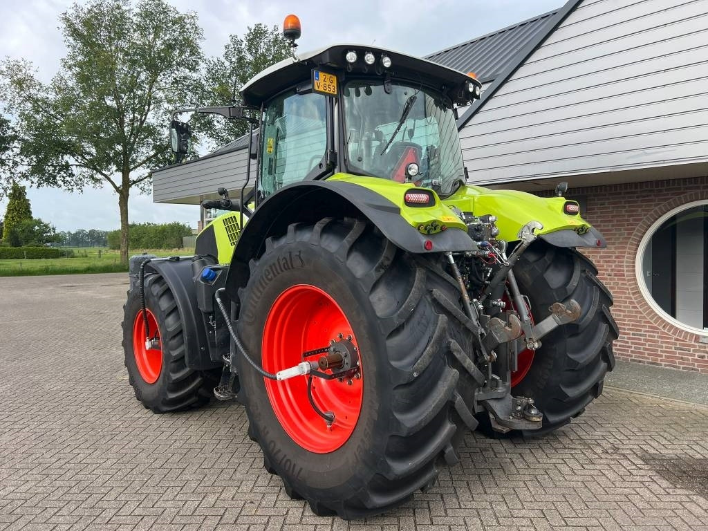 Claas Axion 810 Cmatic - Tracteur agricole: photos 3 Claas Axion 810 Cmatic - Tracteur agricole: photos 3
