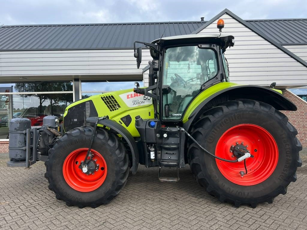 Claas Axion 810 Cmatic - Tracteur agricole: photos 2 Claas Axion 810 Cmatic - Tracteur agricole: photos 2
