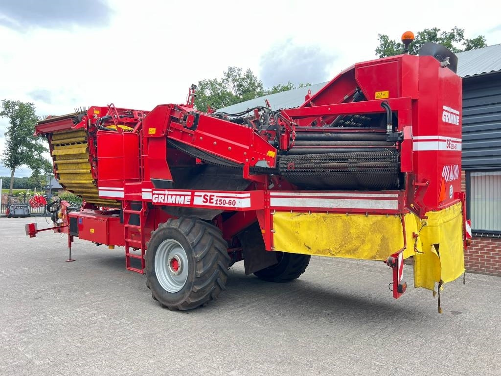Grimme SE 150-60 - Arracheuse de pommes de terre: photos 3 Grimme SE 150-60 - Arracheuse de pommes de terre: photos 3