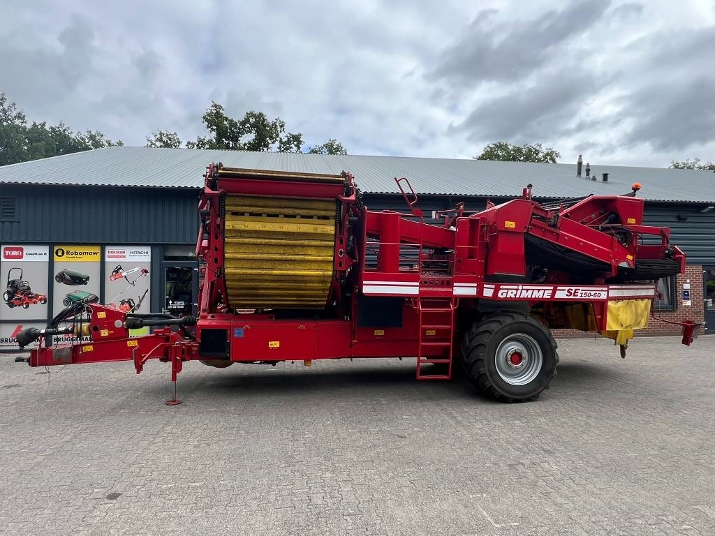 Grimme SE 150-60 - Arracheuse de pommes de terre: photos 2 Grimme SE 150-60 - Arracheuse de pommes de terre: photos 2