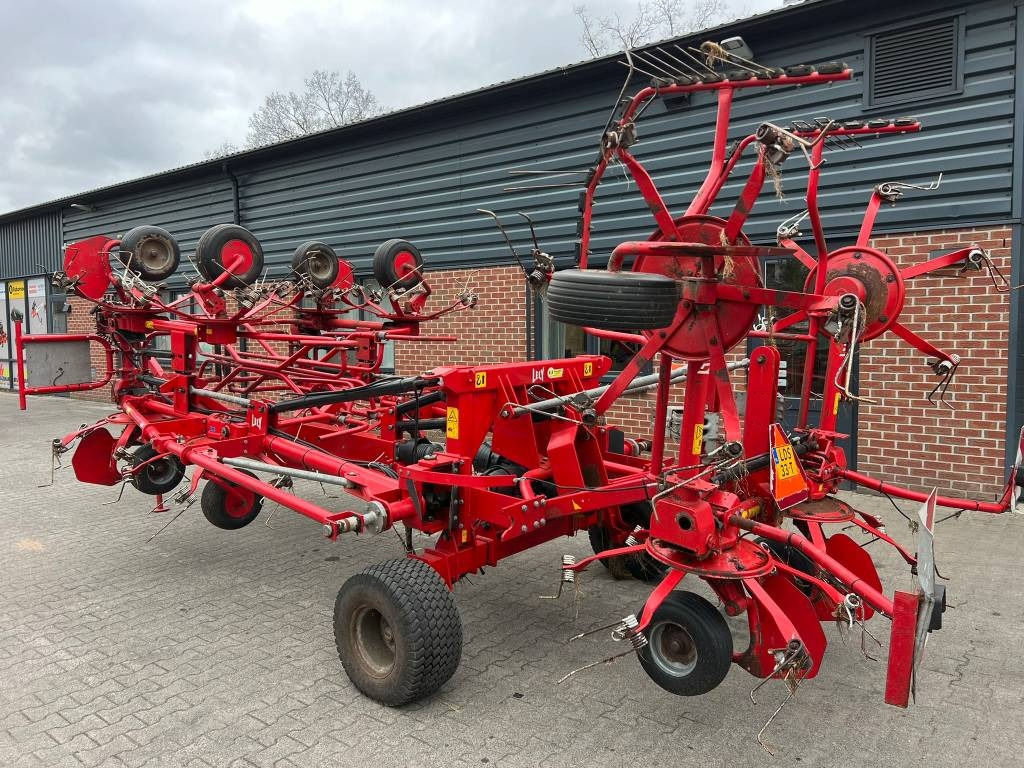 Lely Lotus 1325 - Faneuse: photos 3 Lely Lotus 1325 - Faneuse: photos 3