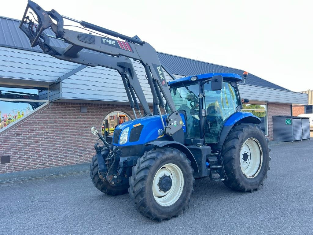 New Holland T 6.155 - Tracteur agricole: photos 1 New Holland T 6.155 - Tracteur agricole: photos 1